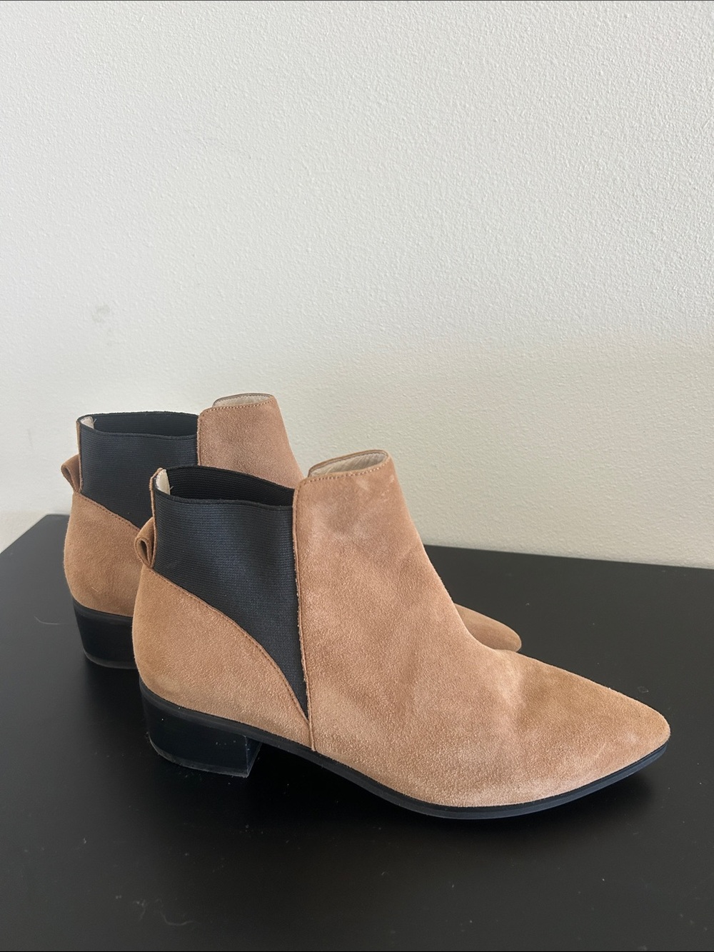Halogen Tan Suede Chelsea Ankle Boots with Black Panels